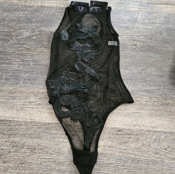 Seduction by fedricks of Hollywood dragon fishnet bodysuit - Picture 1 of 8